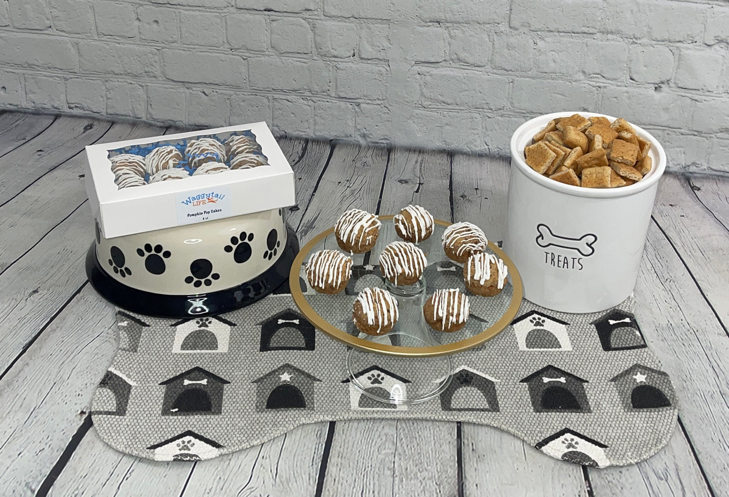Pumpkin Pup Cakes